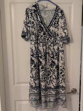 V-Neck White Maxi Dress with Navy Floral Print